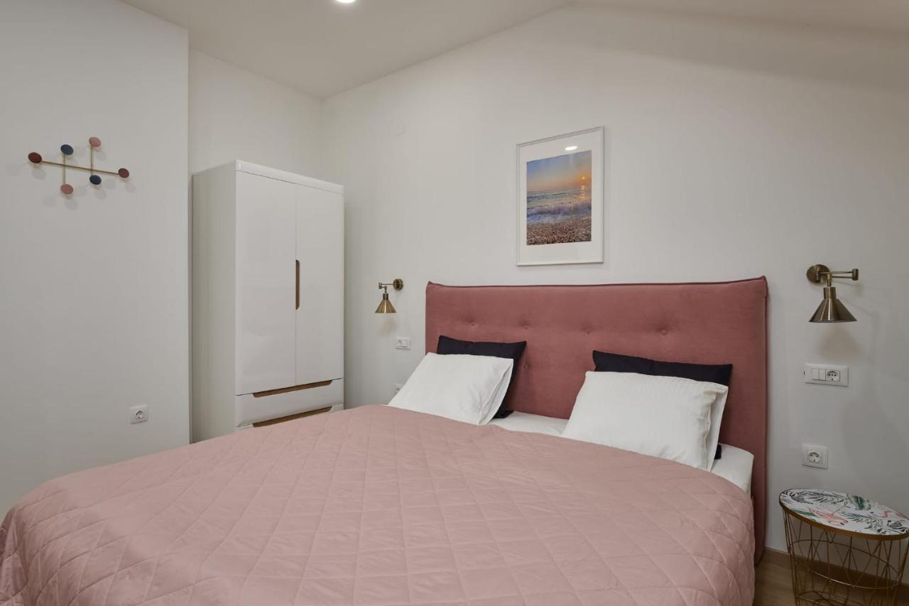 קאבטאט Apartments Maruna מראה חיצוני תמונה