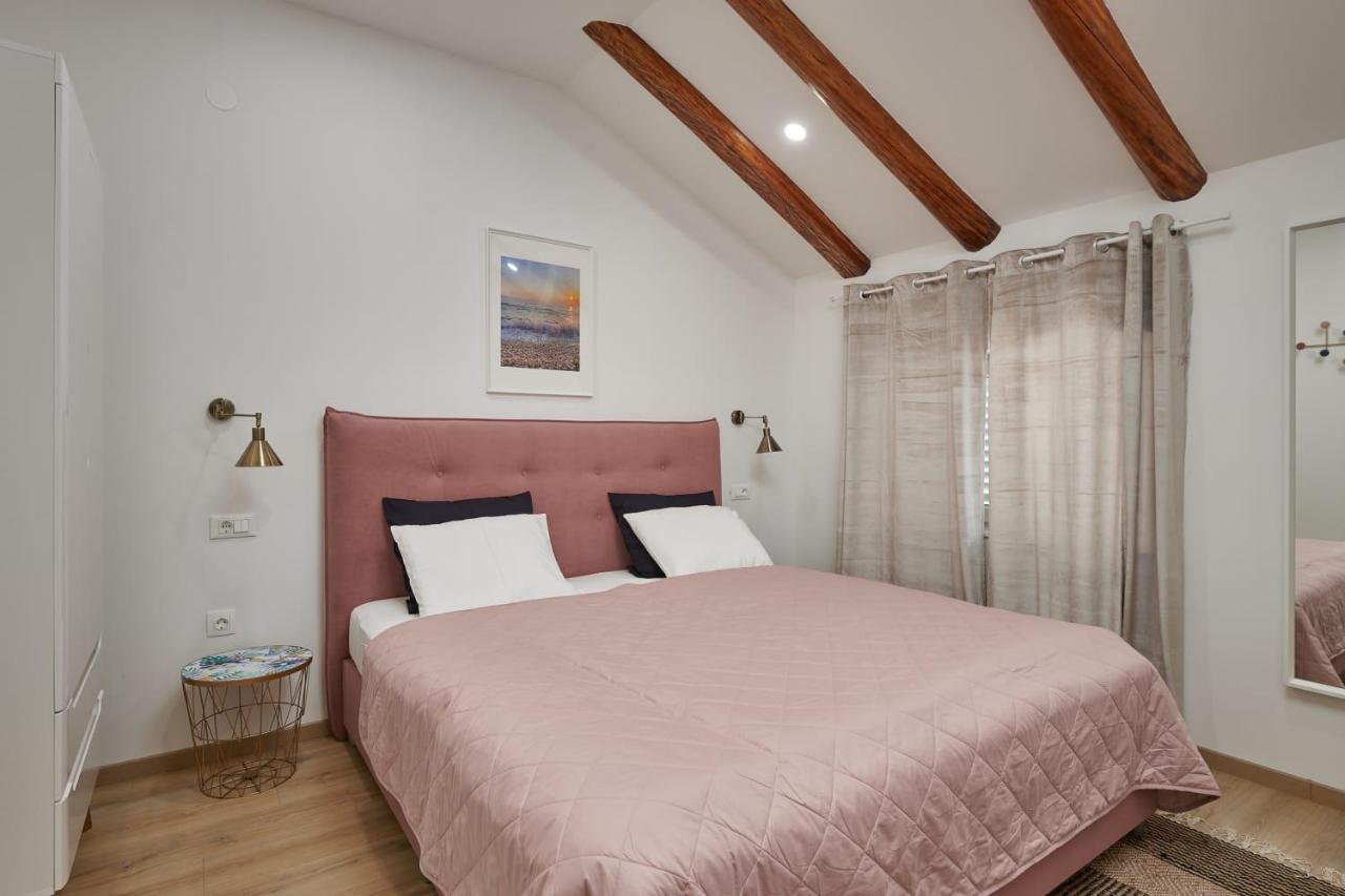 קאבטאט Apartments Maruna מראה חיצוני תמונה