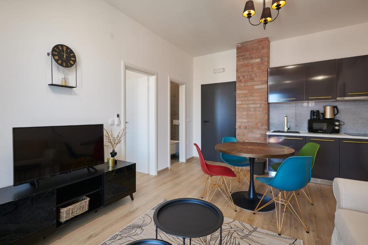 קאבטאט Apartments Maruna מראה חיצוני תמונה
